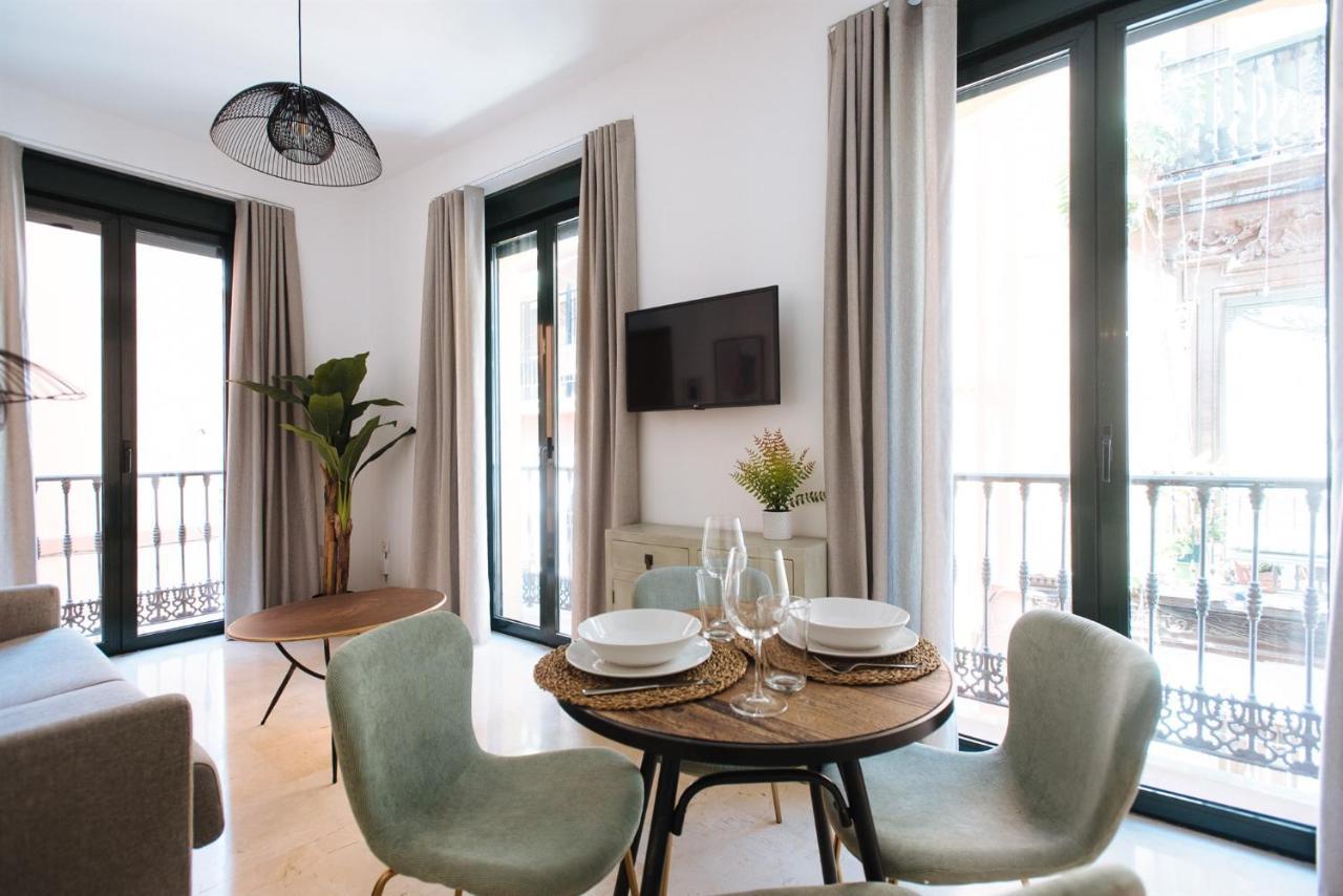 Chiqui And Vicente Suite Apartments Sevilla Pokoj fotografie